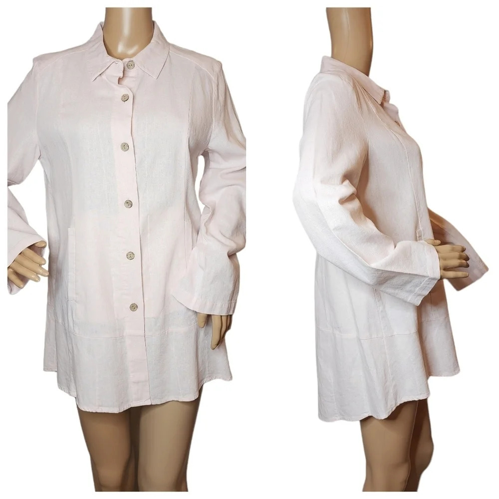 Simply Noelle linen tunic shacket with pockets.